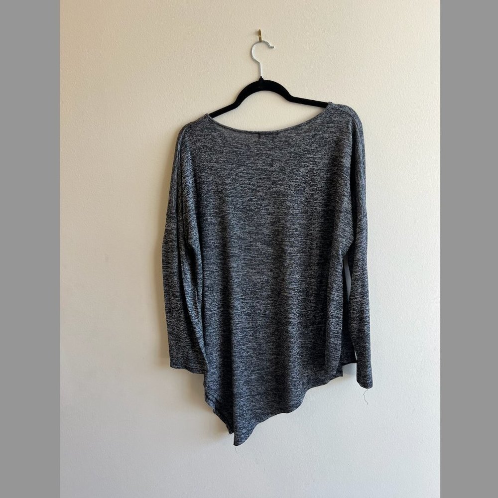 Grey Blouse - Picture 3 of 3